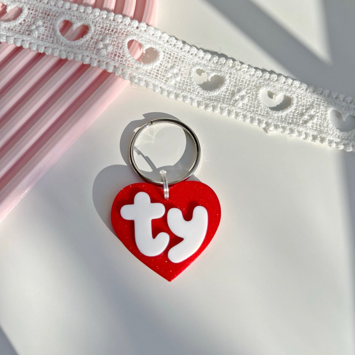 stufwi's tweet photo. ㅤ
୧ 🐾  ༘ ₊˚. 
ㅤㅤ
ㅤㅤbuyin ur pet regressor
their own customisd ' ty baby ' 
tag so they can have their own
pretty necklace ﾉ charm bracelet
wﾉ their name nd bday ꨄ︎ . . . 💭
ㅤㅤ
🏷 sfw ♡ petre ♡ agere ♡
ㅤㅤ https://t.co/xqlBeeSVfB