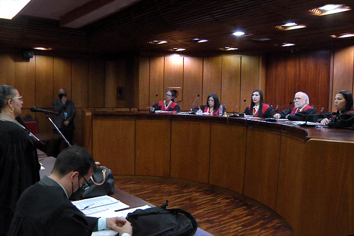 GladysTSJ's tweet photo. Sala Constitucional del TSJ garantiza acceso a la justicia y el debido proceso a la ciudadanía https://t.co/JIGtaKXFI2

#24May
#TSJAvanza https://t.co/EXE0BZZJIX