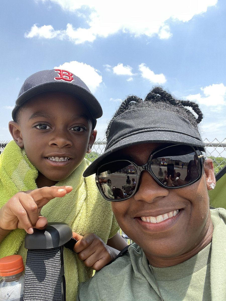 Dbeecham00's tweet photo. Field Day owes me everything 😂😂: a massage, dinner in bed, a mani and pedi, and a fudge bomb pop! I’m tieeddd y’all! Today was another great field day. Lots of fun and laughter. Thanks @plummer_strong @ShellySpezi @ShantaMackey1 ❤️🖤🤘🏾 https://t.co/jSGu1RwWUX