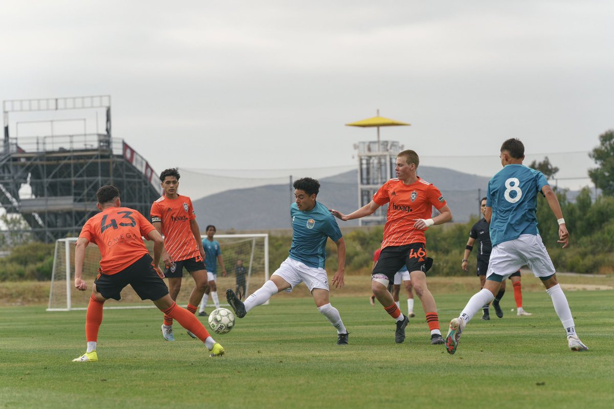 LoyalSelect's tweet image. 2-0 to start the season. ✅

Loyal Select 4 - 3 Orange County 

#LoyalSelect | @USL_Academy