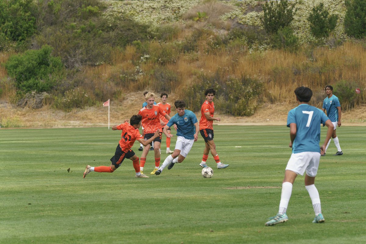 LoyalSelect's tweet image. 2-0 to start the season. ✅

Loyal Select 4 - 3 Orange County 

#LoyalSelect | @USL_Academy