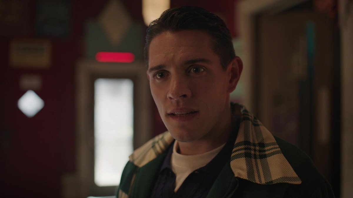 CaseyCottSite's tweet photo. 📸 Riverdale: 7.08 “Chapter One Hundred and Twenty-Five: Hoop Dreams” Screencaptures https://t.co/5T2YN26Hmq https://t.co/Q0kuz5jOaU