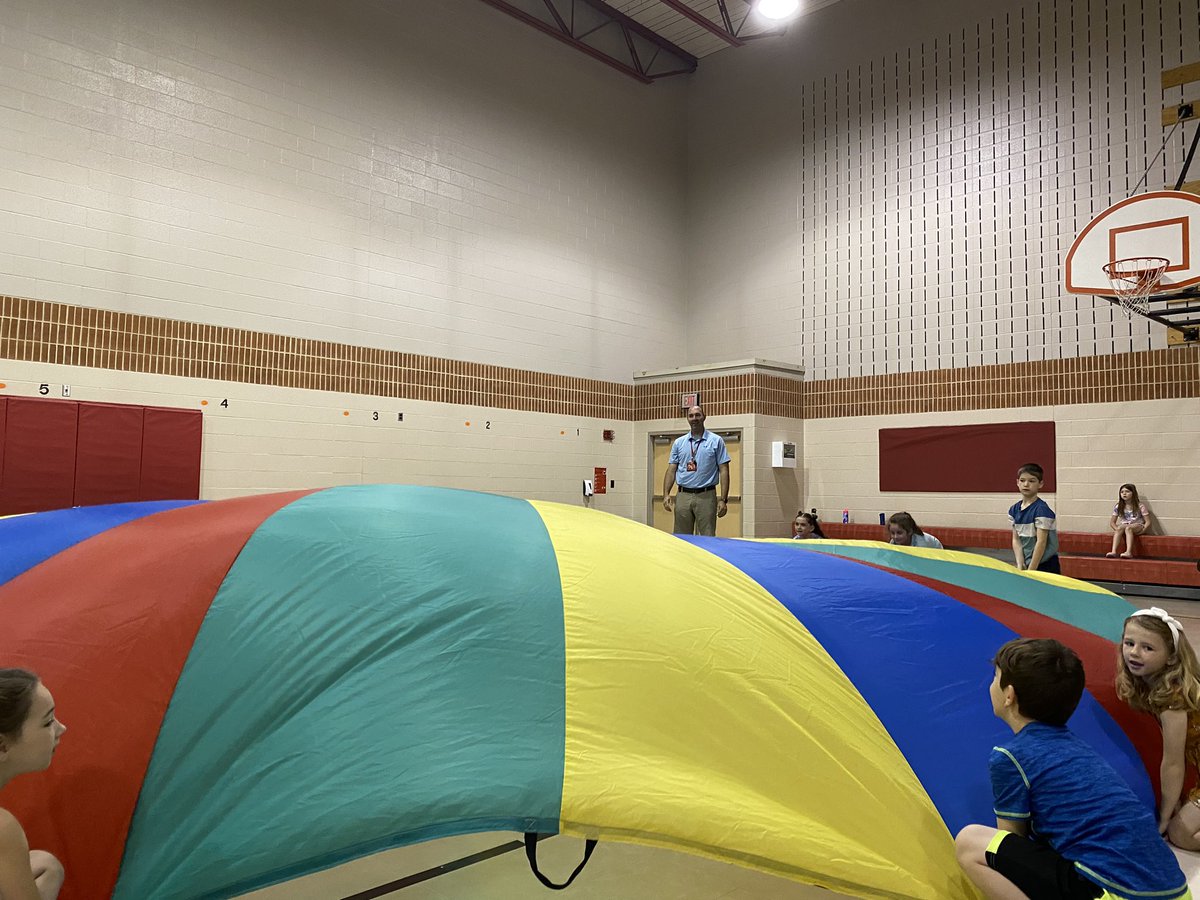 Parachute fun in PE today! #leibPROUD