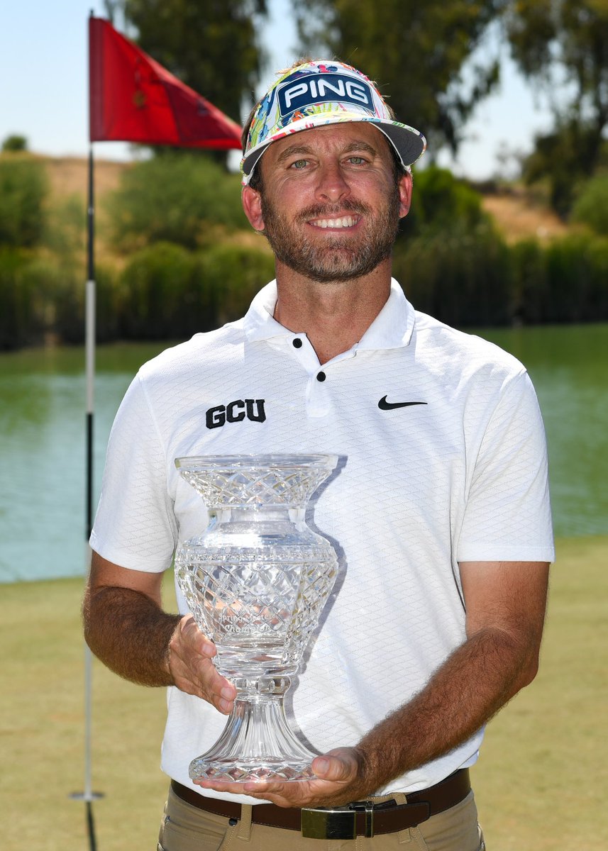 SWSectionPGA's tweet photo. Jesse Mueller carded a 2-under-par 70 in the final round to win the first major of the season - the Southwest PGA Spring Masters Championship held at @AkChin_SoDunes. Mueller, PGA General Manager at @GCUGolfCourse, finished the championship at 137 (-7). https://t.co/QQuyntWamZ https://t.co/deWFxq4dDH
