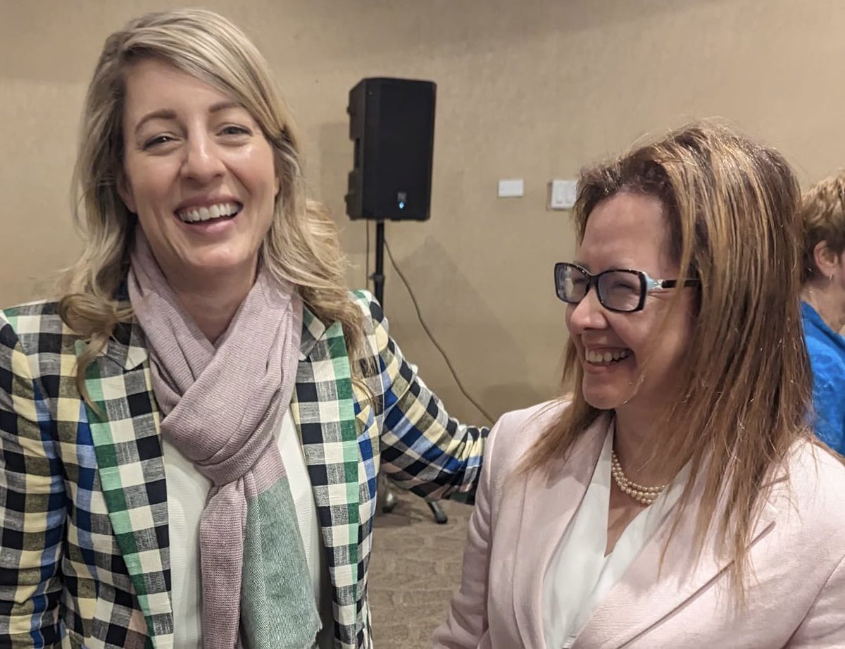 Nice to chat today with Minister <a href="/melaniejoly/">Mélanie Joly</a> 

Good news are coming for the Canadian feminist foreign policy agenda.