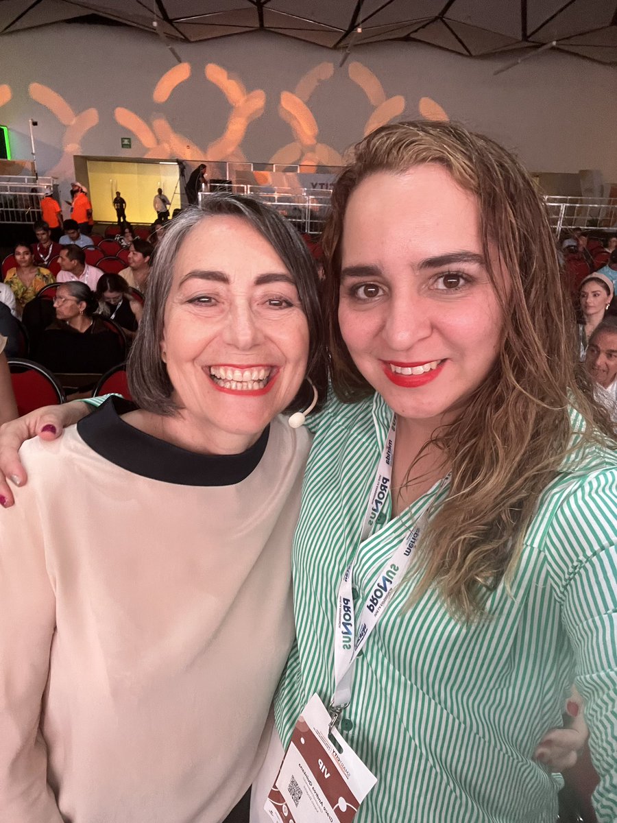 Con la querida <a href="/PilarConesa/">Pilar Conesa</a> disfrutando del <a href="/SmartCityLATAM/">Smart City Expo LATAM Congress</a> <a href="/firabarcelona/">Fira de Barcelona</a>