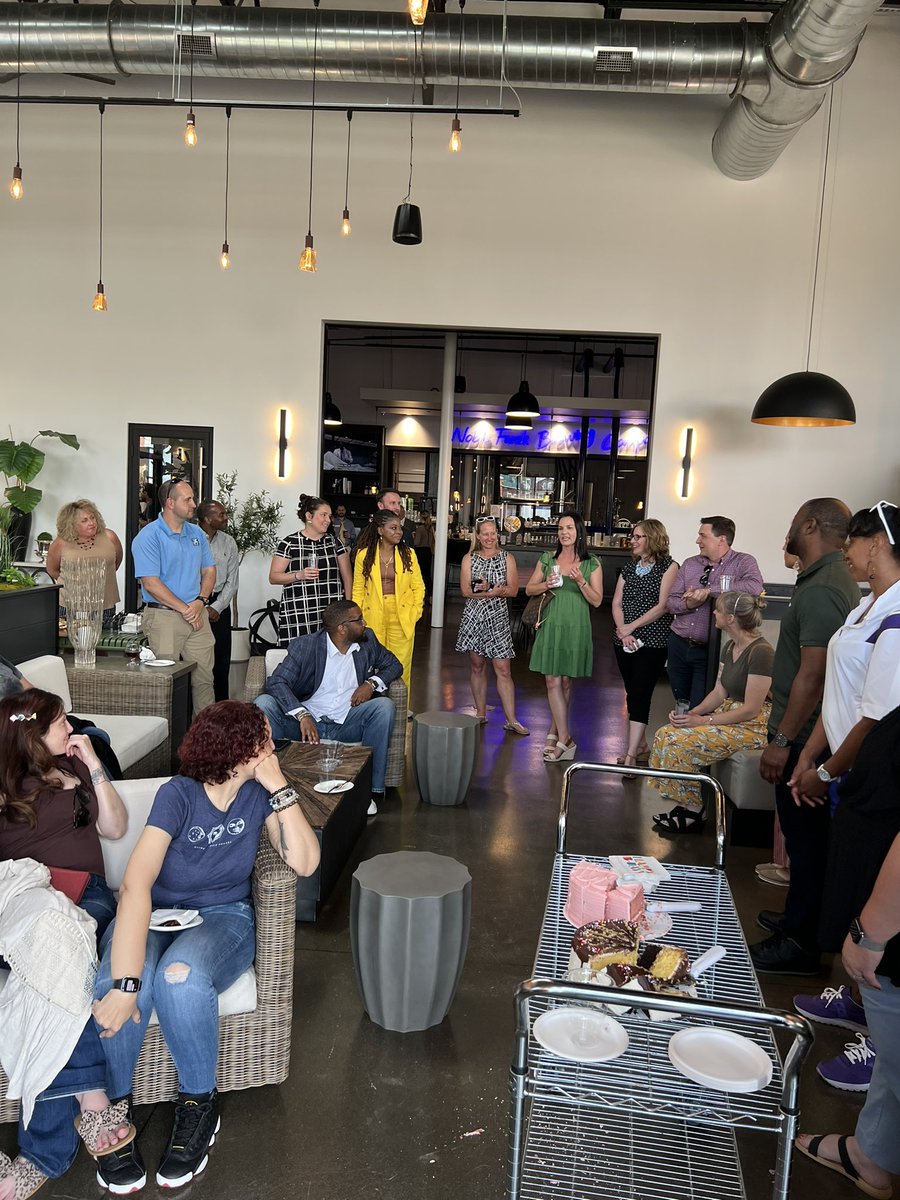 SUAspLeaders's tweet photo. Had a wonderful time this evening celebrating our 22-23 Cohort (and celebrating LaVonya’s Birthday). https://t.co/pRXDG6eEG8