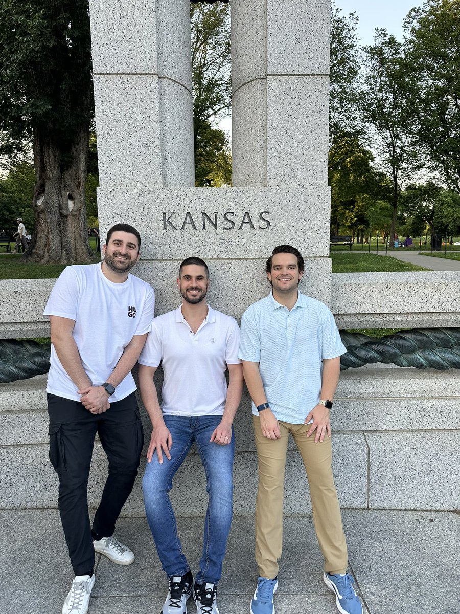What an unforgettable weekend at #ATS2023 in the heart of DC! ⭐️🏛️ 
I’m beyond excited to have presented my poster and connected with top experts in the field 🫁.
#PCCM <a href="/atscommunity/">American Thoracic Society (ATS)</a> <a href="/ATSCritCare/">ATS Crit Care</a> <a href="/KUSM_Wichita/">KU School of Medicine-Wichita</a>