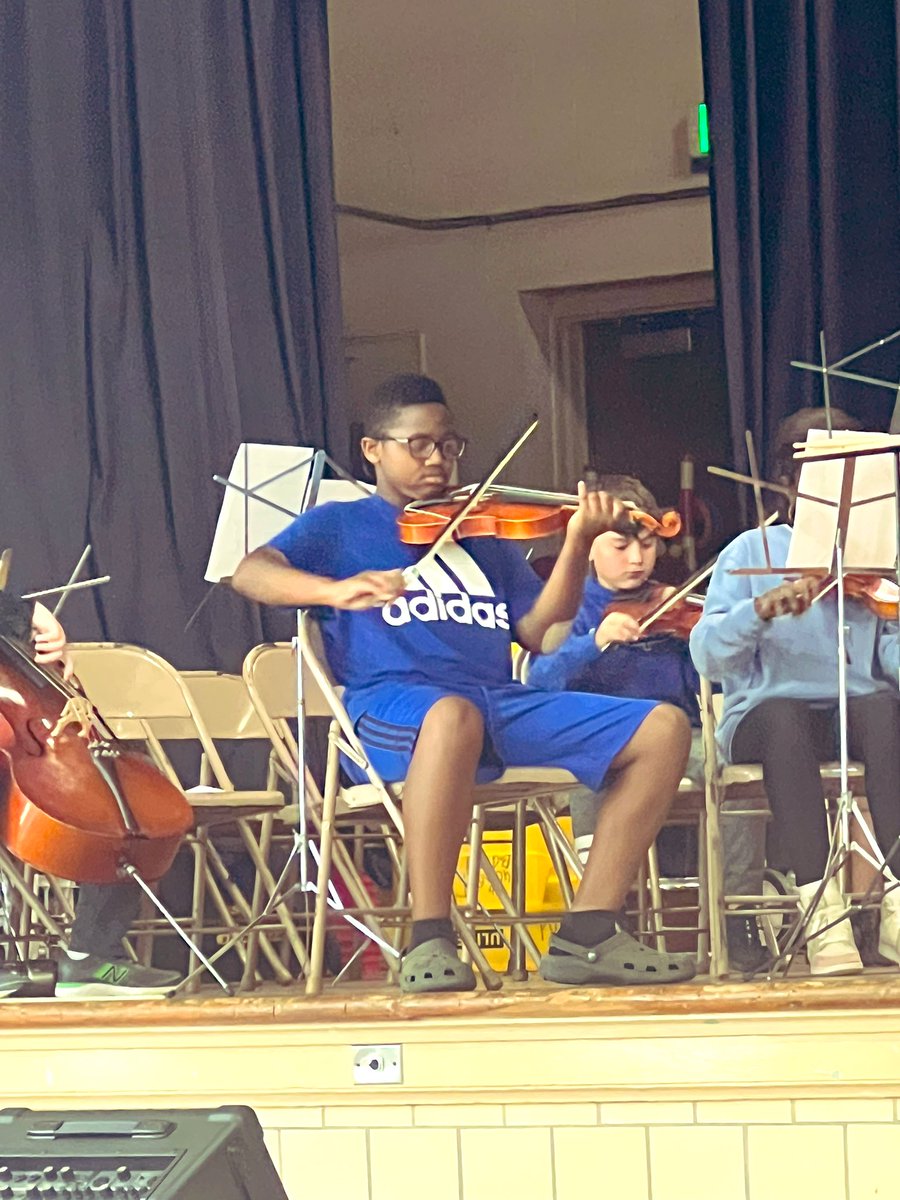 Miss Rains (@misslinsey1) on Twitter photo Proud Sussex moment!ππΌ Watching one of my former students thrive in the arts is magical! Way to go! β¨<a href="/SussexES/">Sussex Elementary</a> <a href="/JSzymanski301/">Jen Szymanski</a> <a href="/MollyBissell/">Molly Bissell</a> #quackon #quacktastic #leadership Proud Sussex moment!ππΌ Watching one of my former students thrive in the arts is magical! Way to go! β¨<a href="/SussexES/">Sussex Elementary</a> <a href="/JSzymanski301/">Jen Szymanski</a> <a href="/MollyBissell/">Molly Bissell</a> #quackon #quacktastic #leadership