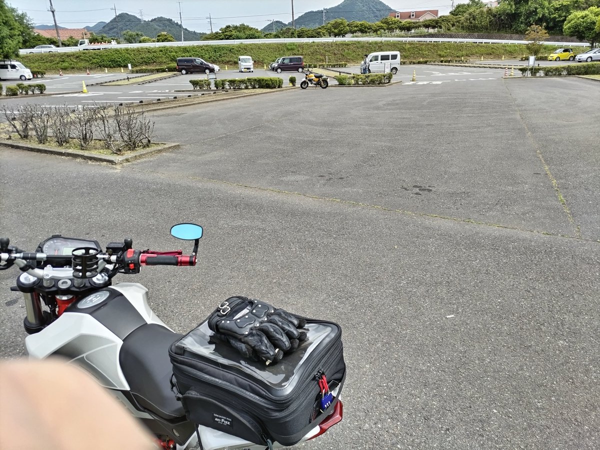 #TNT125
#バイク乗りと繋がりたい 
#宮ヶ瀬
ぶらーっとお散歩🏍定位置で📸
誰も居ない😭