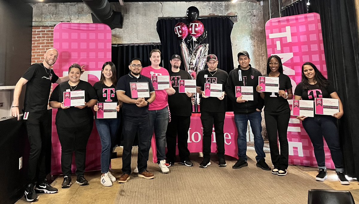 _timothywidener's tweet photo. Shout out to the best of the best for a record-breaking Q1!! 🎯 You did it best and we’re all very proud of you! Excited to see what the future holds for this incredible group! Congrats to all of our Q1 winners! 🎉 @LegetteKevin @cannlee17 @emilynellf https://t.co/wALdyP2Rug