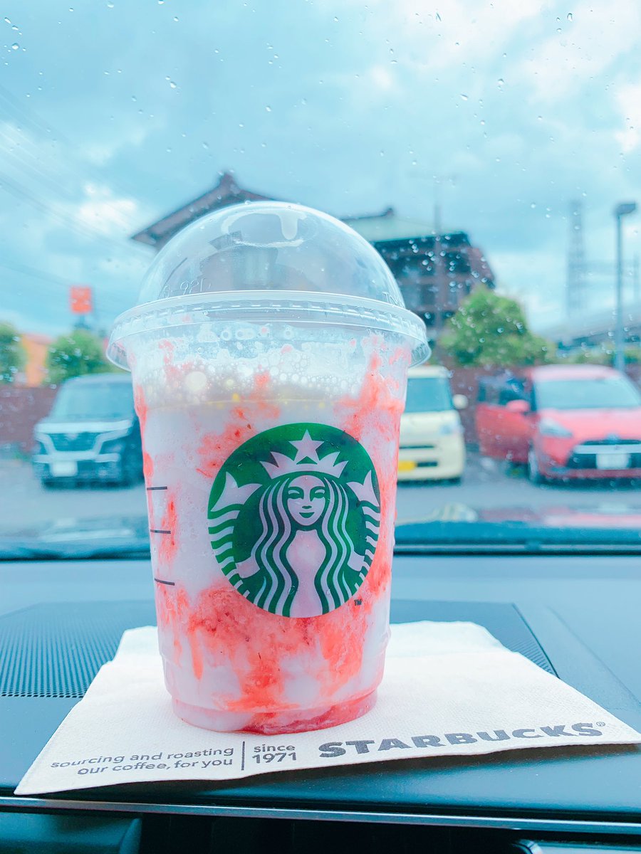 LANDON0119's tweet photo. 出会い☆*.｡. .｡.*☆🌞🧚🏻

🐬おそらく

　 私たちはもう

     会えないかもしれない 

     あなたに

輝かしい将来がありますように 🐬

ごきげんよう^^♪😊💫

♪( ´θ｀)ノ今日も心穏やかに

幸せな1日を過ごされますように！🍨🍀🍃

#朝 #夏 #写真 #腕時計
#フォト #感謝 #散歩道
#笑顔溢れる日 https://t.co/8gQbeEKowh