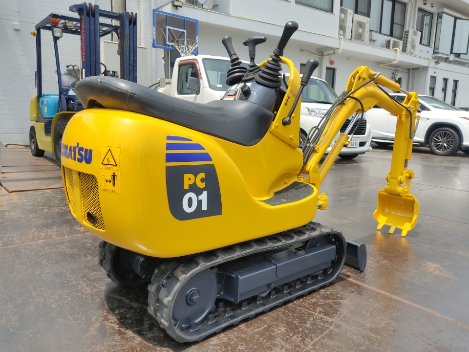 tokuworld7980's tweet image. こんにちは！

本日のご案内機械！[BE2725]
toku-world.com/stock/mini_exc…
#0.007 #ミニユンボ #PC01-1A #コマツ
【動作確認動画】こちら👇ご確認ください。
youtube.com/watch?v=uRqCTM…

#トクワールド #中古 #重機 #建機 #愛知県 #春日井市
#中古アタッチメント #重機買取 #ユンボ買取 #建機買取 #解体 #工事