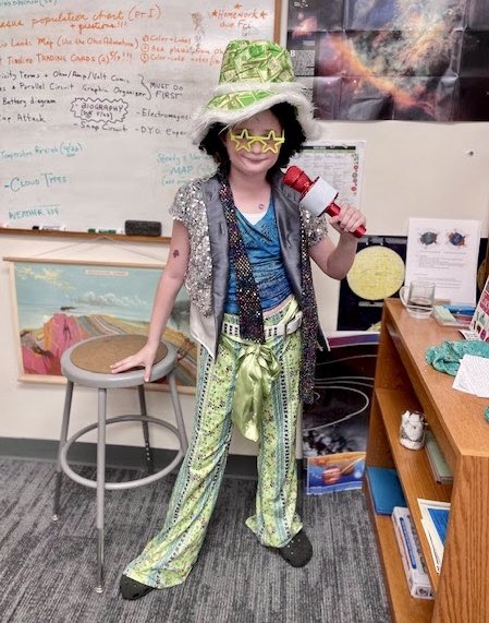 Judge Betsy Sundermann (@votesundermann) on Twitter photo Today was Natalie’s 4th grade Wax Museum project. Each child chose a famous Ohioan to research, then presented to the school as that celebrity. Nat chose <a href="/Bootsy_Collins/">Bootsy Collins</a>! Today was Natalie’s 4th grade Wax Museum project. Each child chose a famous Ohioan to research, then presented to the school as that celebrity. Nat chose <a href="/Bootsy_Collins/">Bootsy Collins</a>!