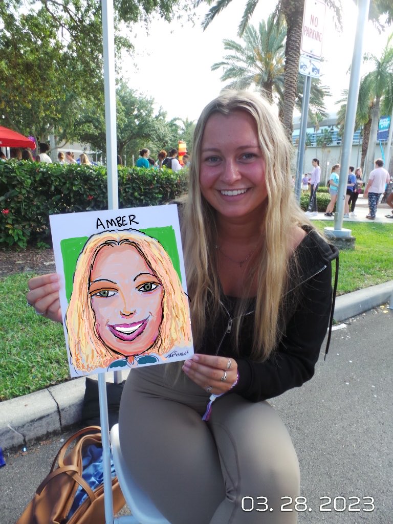 #NovaSoutheasternUniversity #NSU #InternationalFoodFestival on the main campus on #DavieFlorida included #Caricature drawings by #FortLauderdaleCaricatureArtist Jeff Sterling of FloridaCaricatures.Com