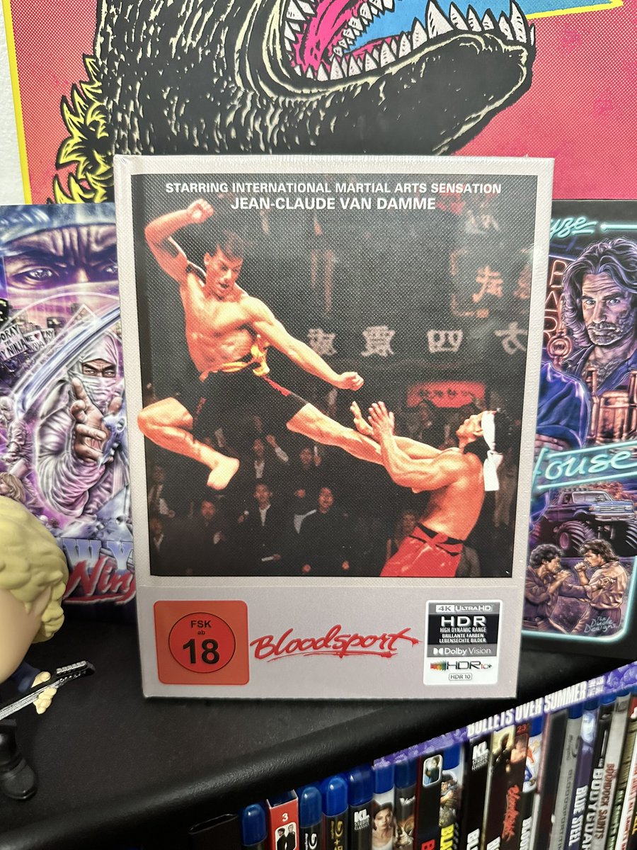 After about two months of waiting this beautiful piece of art has finally showed up at my door. 

It’s been over a decade since I watched it, only the one time. So Bloodsport is severely due for a rewatch, and what better way than #4K. 

#PhysicalMedia