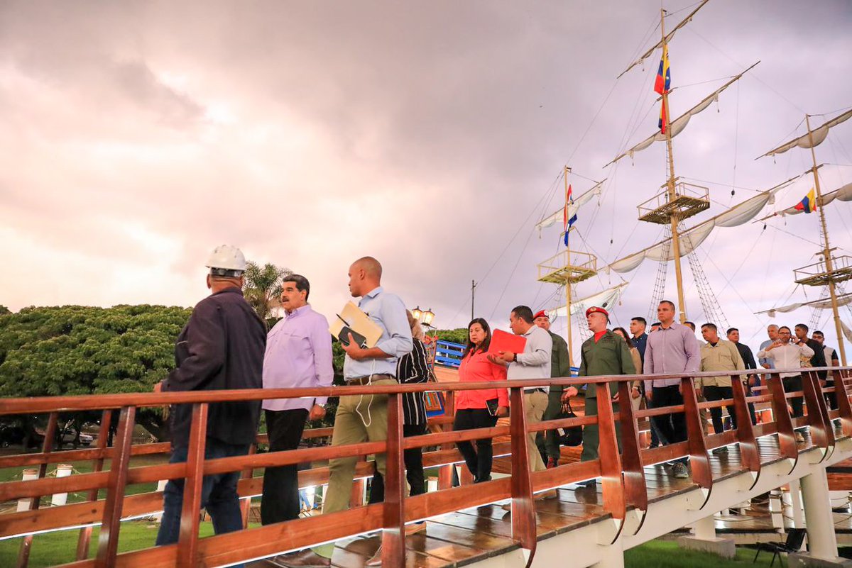 Miren la belleza del Barco “Leander” exhibido en el Parque Francisco de Miranda, restaurado a detalle por la Misión Venezuela Bella y abierto al público. Están invitados para que lo visiten en familia, los niños, las niñas y los jóvenes. ¡Un barco que recorrió parte de nuestra…