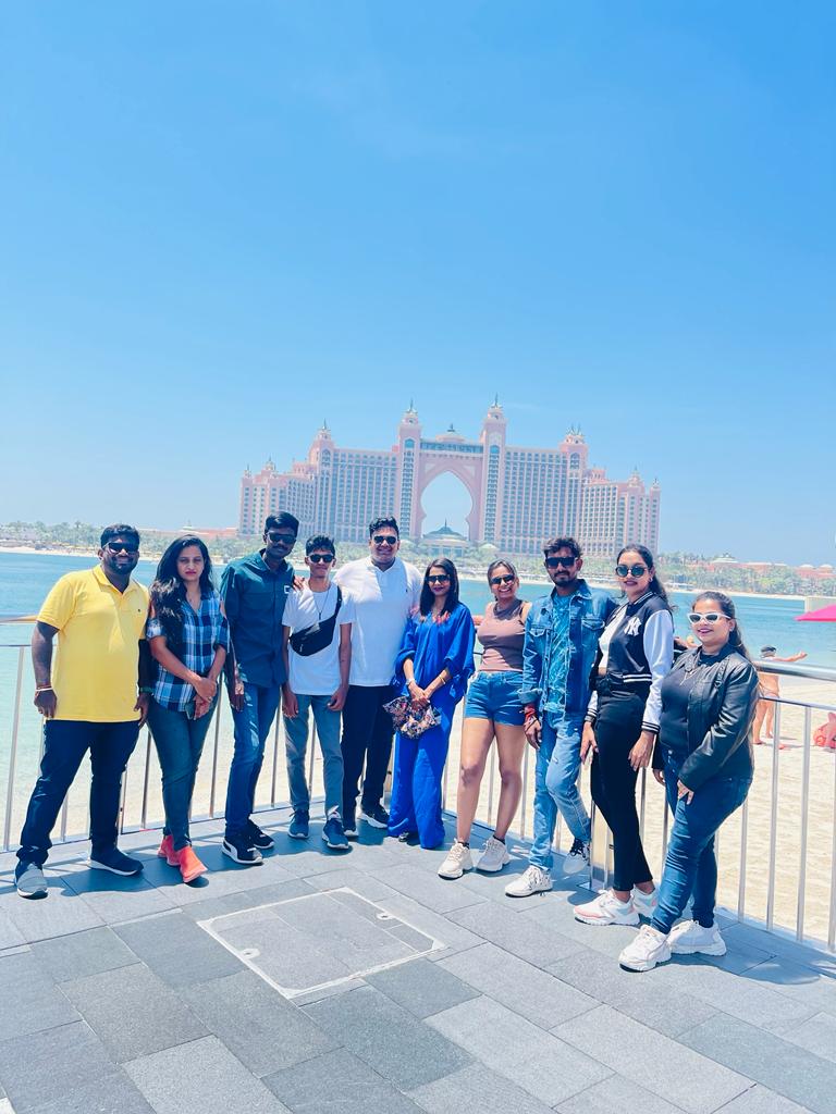 CollegeBMSCCM's tweet photo. International Exposure Program for BMSCCM students - Dubai.
#BMSCCM #InternationalExposure #dubai #industrialvisit https://t.co/M9s2c2nCz5