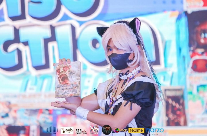 SaidShreen's tweet photo. Same person 3 days apart hahahahah #iskolar #cosplay https://t.co/Ez43uaLTTn