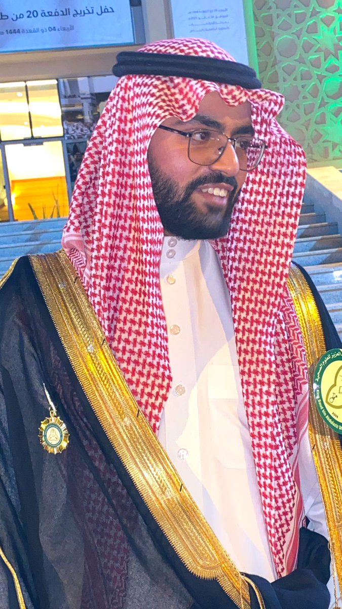 abuabat's tweet photo. ماشاء الله تبارك الله
الحمدلله الذي بنعمته تتم الصالحات. احتفلنا بجامعة KSAU بالرياض بحضور صاحب السمو الملكي الامير عبدالله بن بندر وزير الحرس الوطني بتخرج الابن سلمان من كلية الطب.
اللهم احفظه بحفظك وبعينك التي لاتنام واجعله مباركاً وموفقاً وانفع بعلمه الدين والمليك والوطن🇸🇦. https://t.co/0MO81Sv9fp