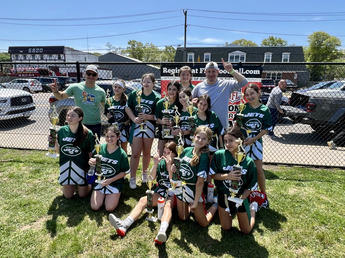 Team Wellen.                                      2023 LIFFL/NFL Flag.                       12u Girls Division.                                 Long Island Champions