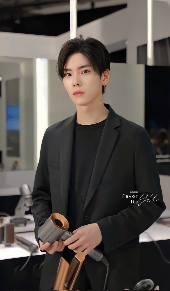 Snizana88532512's tweet photo. #yangyuteng #YU #楊宇騰YU #楊宇騰 #裕介  #gentleangel #awesome #СладкийнарКотикYU #gorgeous #beYUtiful https://t.co/YVAJJKDd9w