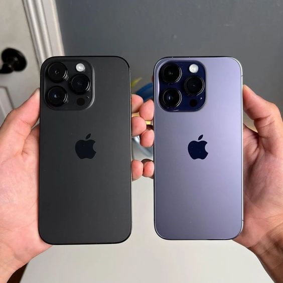 GetFreeiPhone14's tweet photo. 🎉 GIVEAWAY ALERT 🎉 Participate in our iPhone 13 giveaway for a chance to win the hottest smartphone on the market! 📱✨ Don't miss out! Visit the profile link and submit your details to enter. Good luck! 🍀 #iPhone13Giveaway #GiveawayAlert Please visit the profile link. https://t.co/gUWARe0aCx