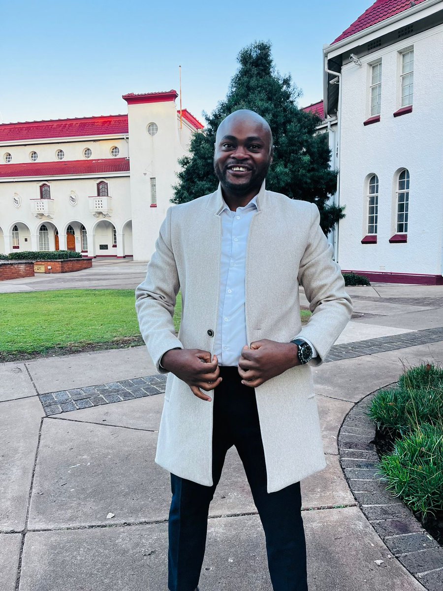 thebornreader2's tweet image. 