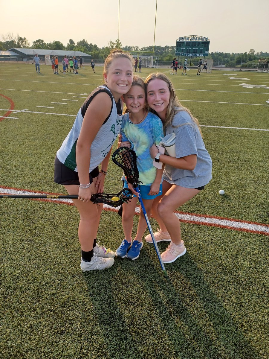 SOHSLadiesLax's tweet image. LadyDragon Lax Camp Camper of the Day is Scarrrrrr!  Accompanied by Tally &amp;amp; Fred. #LAL