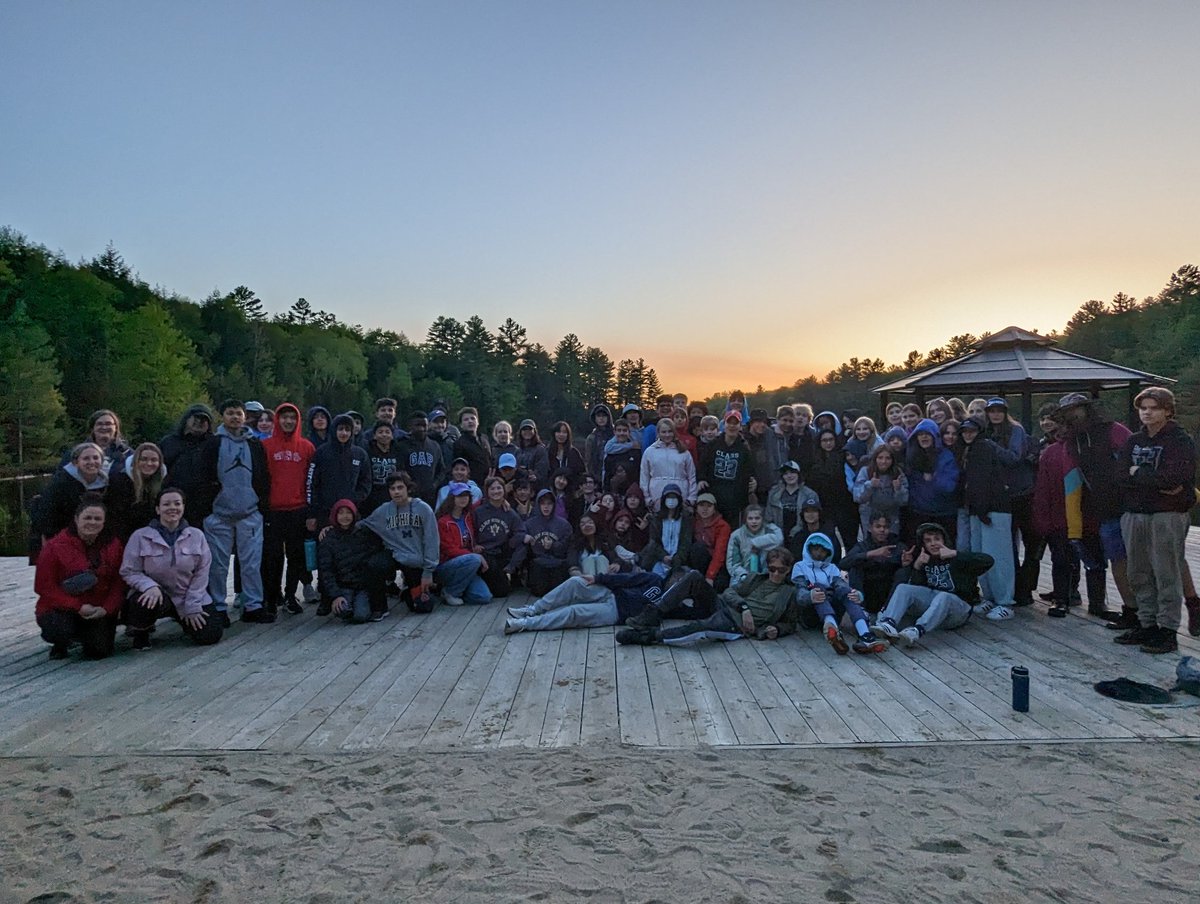 MeganKnights's tweet photo. Sunset at Camp Muskoka @St_Andrew145 https://t.co/YiajYScJ0J