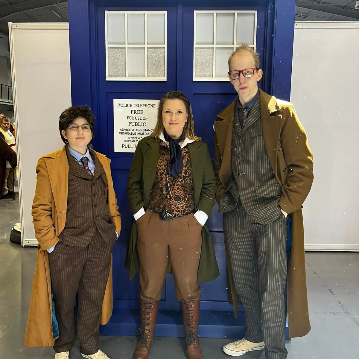 Cool Pic sharing
.
Credit from instagram.com/the.winter.doc…
.
8th doctor coat and the first 10th doctor cosplay from @cosdaddycostume 
.
#cosdaddy #DoctorWho #DoctorWhoRankings2023