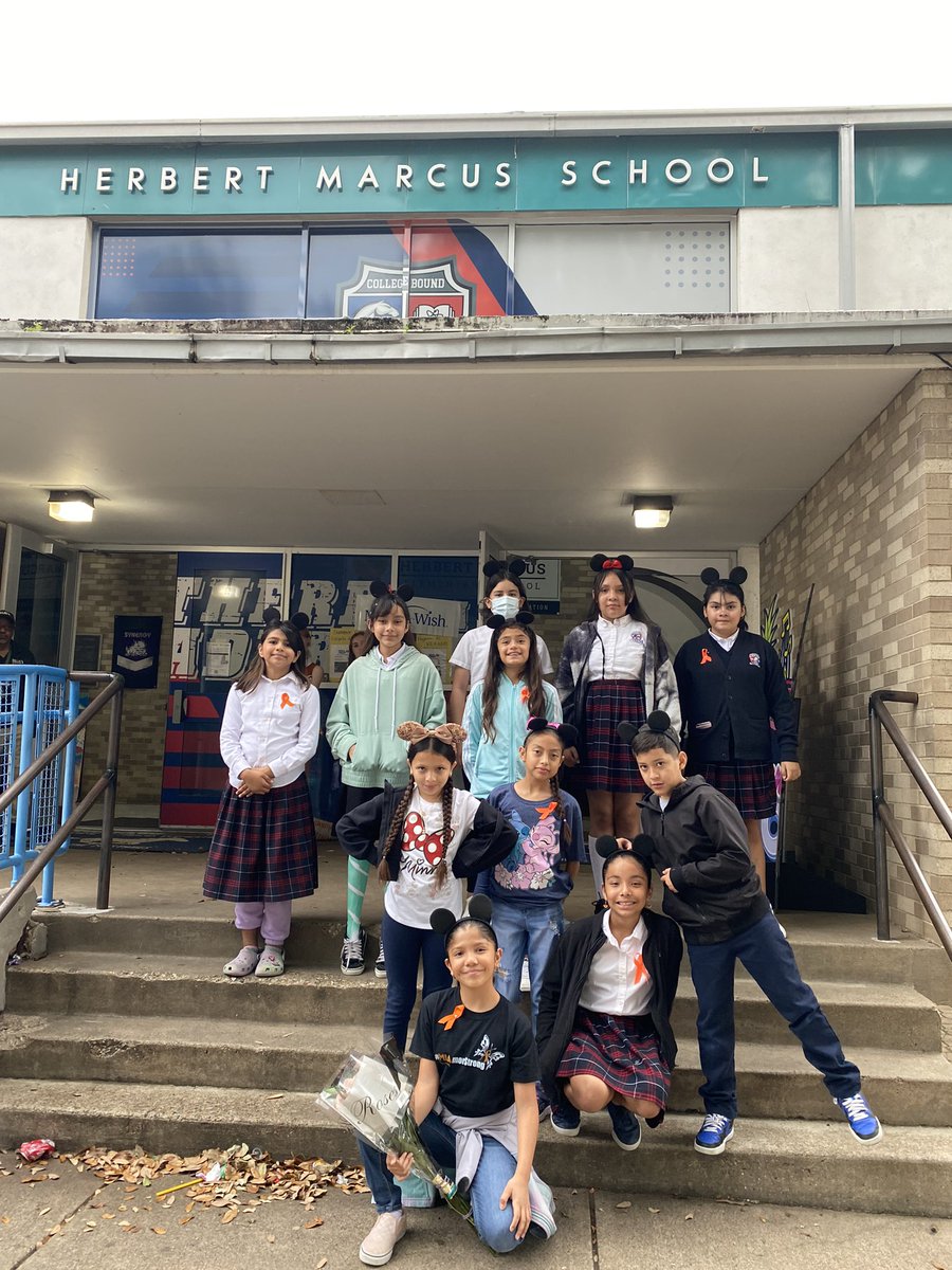 Mia’s Make a Wish celebration was magical today!  <a href="/Marcus_Mustangs/">Marcus Leadership Academy</a> <a href="/MakeAWishNT/">Make-A-Wish North Texas</a> <a href="/dallasschools/">Dallas ISD</a> <a href="/TheLeaderinMe/">The Leader in Me</a> <a href="/NBCDFW/">NBC DFW</a>