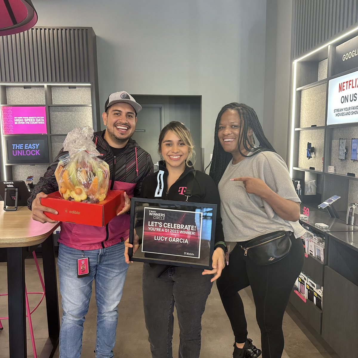 sindy_rosse's tweet photo. Who’s consistent? Lucy Luz from Dreamville is!!!!! So proud of her winning Winner Circle for Q1! Let’s go! #winnercircle #wewontstop https://t.co/sC5T6I1YuL