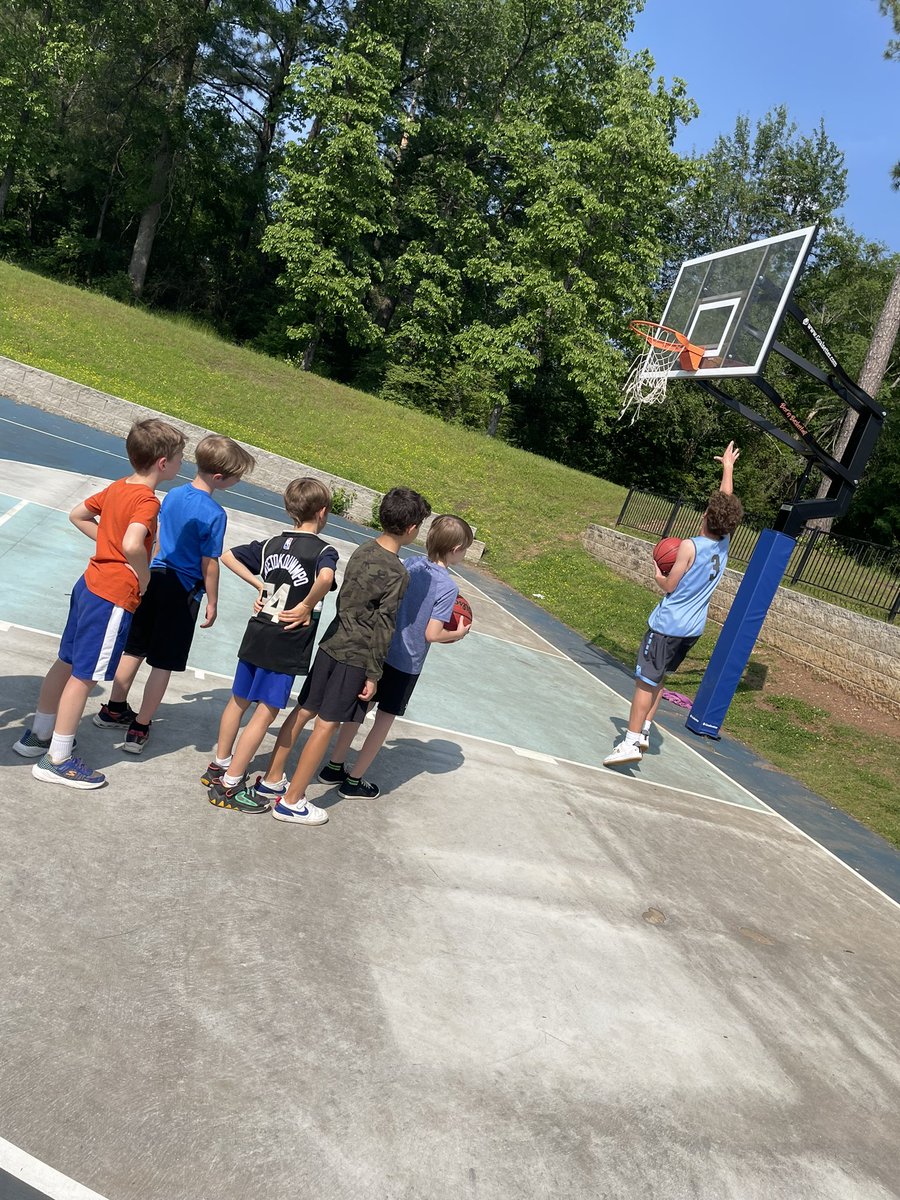 Wrapped up Coach David Ferrell’s Basketball Camp this evening. We had a blast with all of these Kindergarten through 6th graders this week!! #CougarPride
