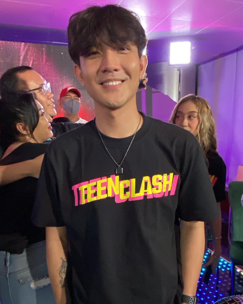 ABSCBNpr's tweet photo. Andi Abaya, Gail Banawis, Ralph Malibunas, Jayda Avanzado, Zach Castañeda, and Fana at #TheFinalClashdown. ⚡️🎶

Don’t miss the finale episode of #TeenClash tomorrow (May 26) at 8 PM on iWantTFC! https://t.co/3mVNkFRC3h