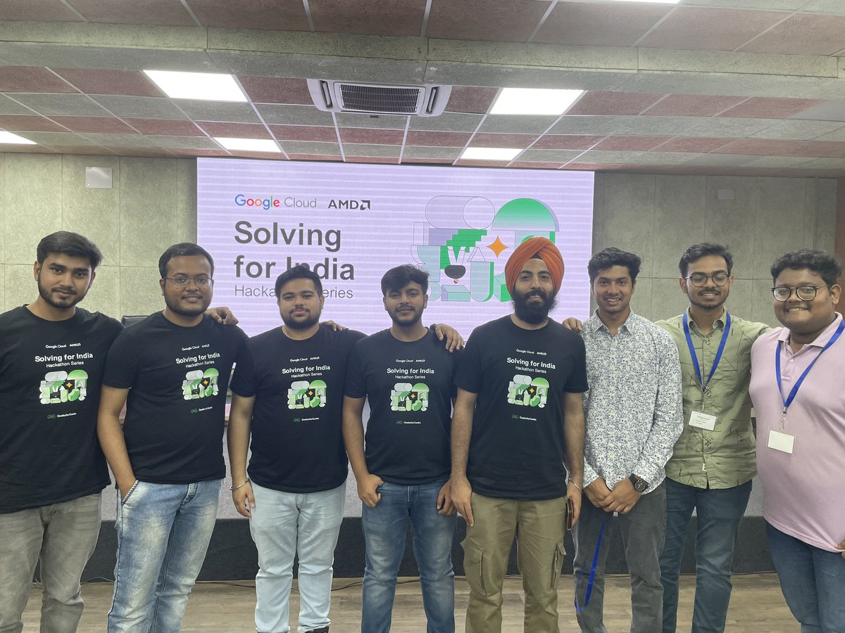 m_shubhasai's tweet photo. Recently I and my two teammates @oyesaurav and @_darthsalad_ have participated in Regionals (East Zone) of Solving for India Hackathon by #Google, #Amd and #GFG and have secured 1st position in East zone
We will going to present our project in National in Bangalore for next round https://t.co/B1OD97lKrz