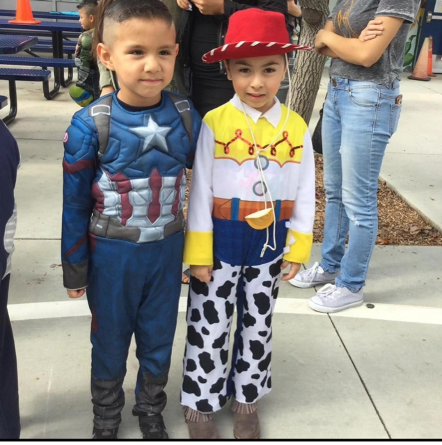 We wanted to share this sweet story...

Check out Rooney and Sophia from Mrs. Dieudonne's class.. they've been friends since Kindergarten!

Time flies but friendship lasts forever ;)

Congrats!