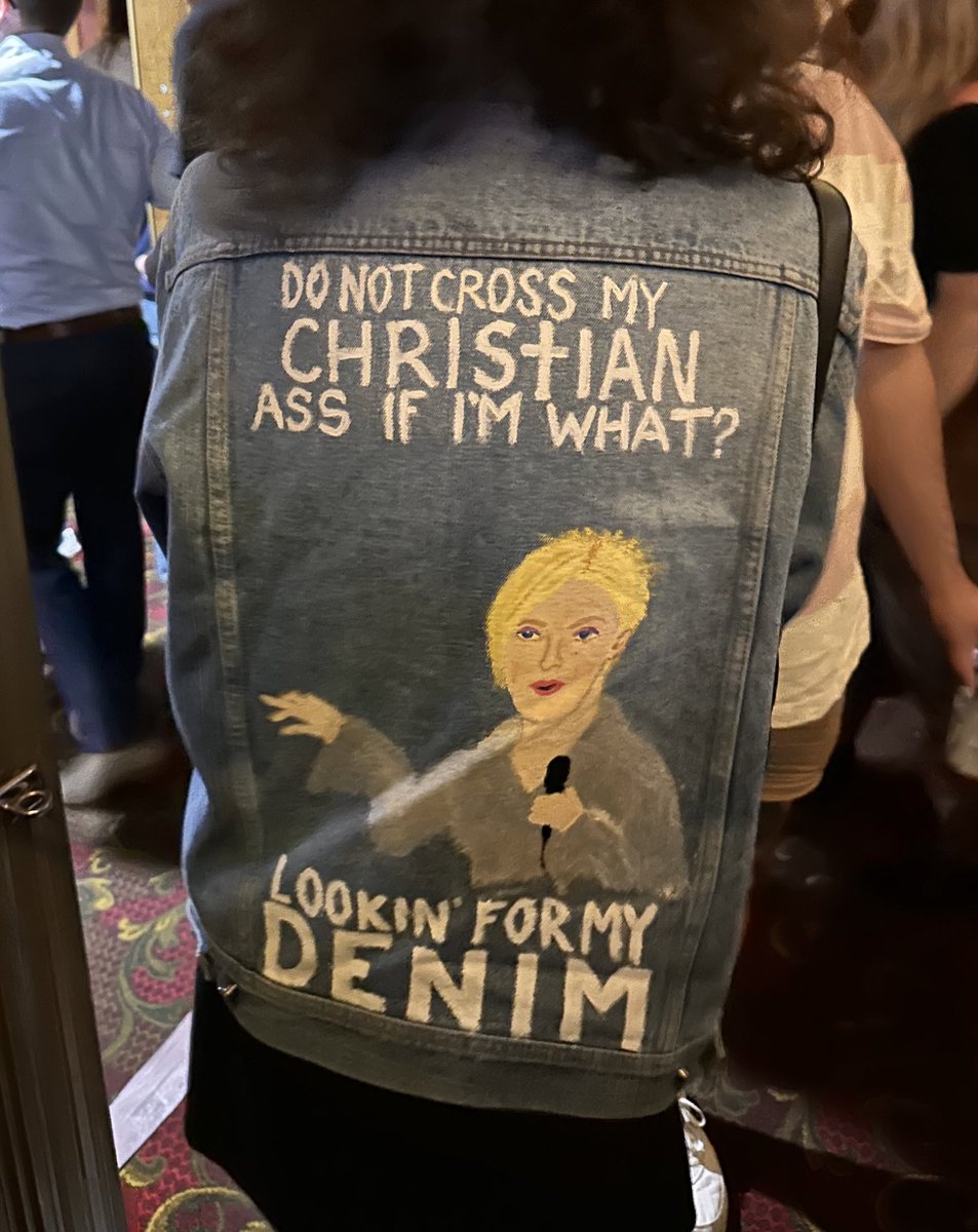 Joslynntoofresh's tweet photo. @bejohnce  I got to fulfill my life long dream of seeing not only John Early tn, but Vicky with a V. What an honor. AND shoutout to this custom denim jacket I saw in the crowd 👖 https://t.co/iso4m9Q71n