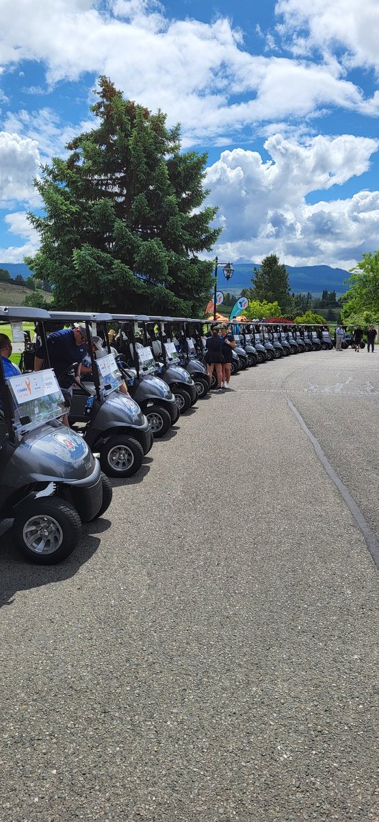 #berryarchitecture #harvestgolfclub #kelownachamber
Golf carts are raring to go