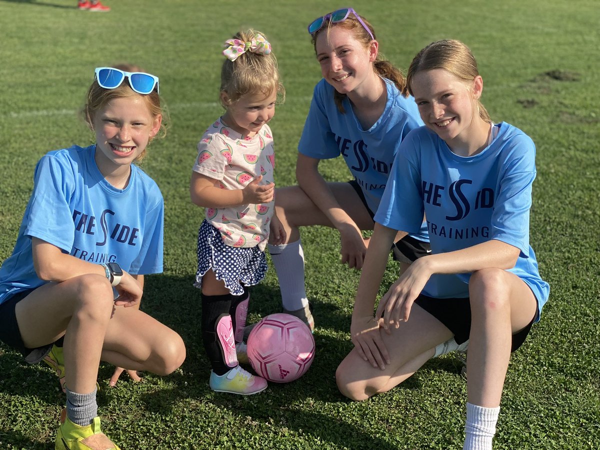 WSAOKCSoccer's tweet photo. Some of our OKC 2010 ECRL-NTX team coach for TOPSoccer, a program for children and adults with disabilities and exemplify our mission statement to “Serve others through sport by inspiring greatness, cultivating friendships, producing excellence, and empowering ambitious dreams.” https://t.co/by6auuksQ5