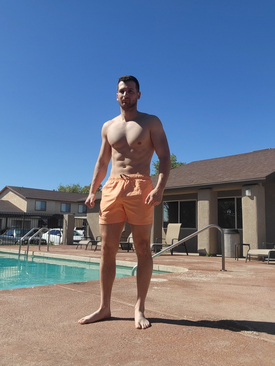 SwanFitOnly's tweet photo. Are you ready for shray summer 23?💪😎

#shray #fitness #summer #workout #pool #party #fun #exercise #relax #news #movies #vacation https://t.co/rvnWW86xhg