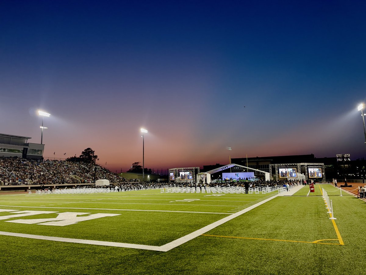 A beautiful night for a #kleinoakco2023 graduation!