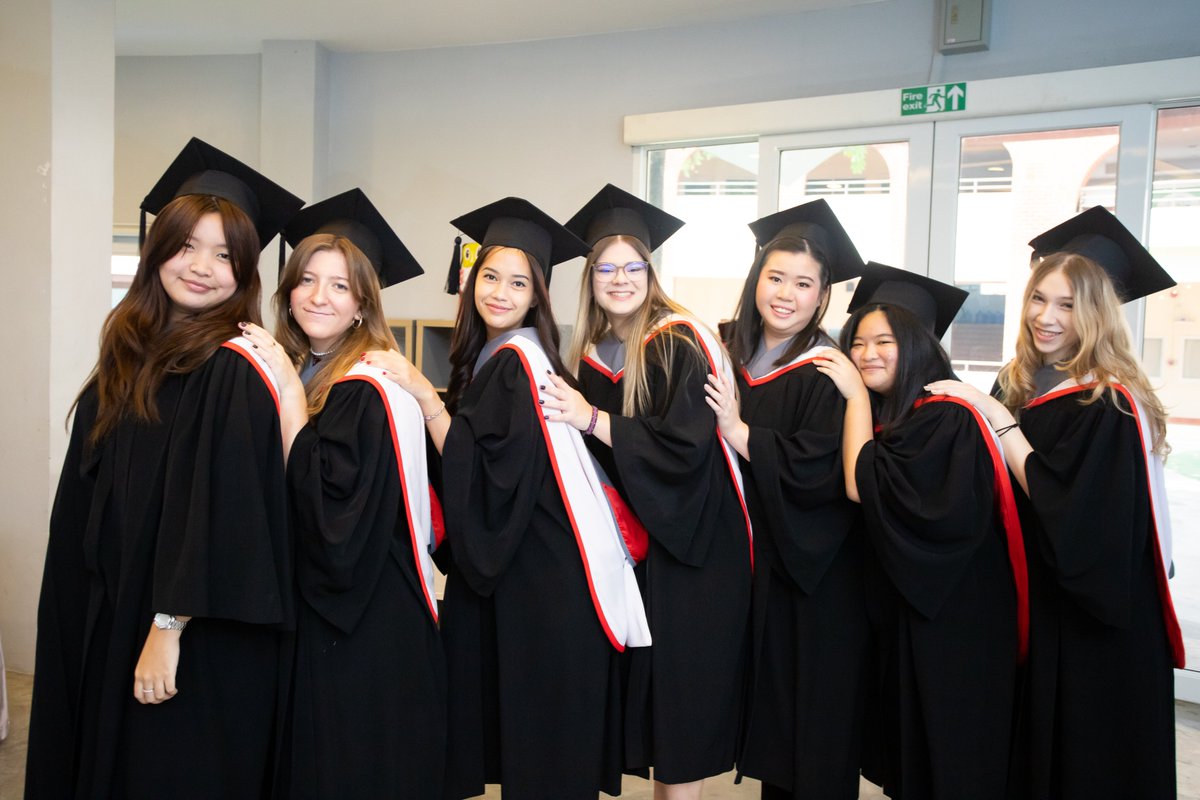 RegentsSchool's tweet image. Congratulations to our wonderful Class of 2023. We will miss you all but wish you happiness and success for the future. We know you will seize every chance to learn and grow, and make a positive impact on the world. Your future is bright!
#GoRISP #ClassOf2023 #Graduation