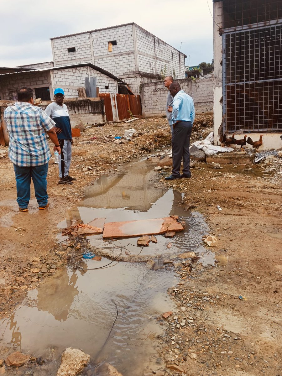 egiscaicedo's tweet photo. escuela Manuel Sandoval.
Gracias a la autorización del alcalde Aquiles Álvarez el contratista la próxima semana intervendrá estas calles de manera urgente.
Muy pronto el sector quedará como lo han anhelado.

Egis Caicedo, el sociólogo tu amigo de siempre. https://t.co/UEUNBNteh5