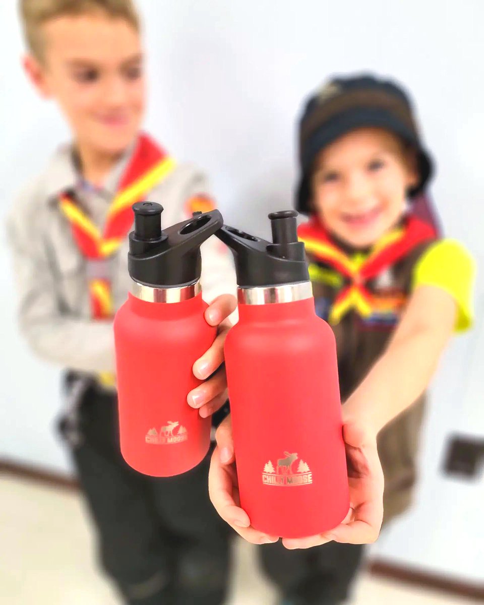 🚨 NEW Gear Alert!
Buy your <a href="/ChillyMoose2018/">Chilly Moose</a> x Scouts Canada, eco-friendly water bottle👇 #WorldWaterDay
bit.ly/BuyScoutsBottle
Thanks to our friends at #ChillyMoose, a portion of each sale will be donated to our No One Left Behind subsidy program🤝

📷 @ the.rural.national (IG)