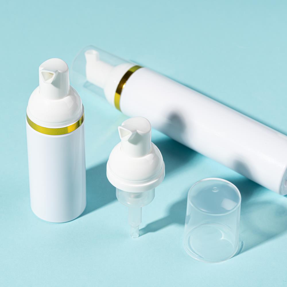 sharon11168312's tweet image. 30mm 0.4CC white #foampump top with gold trim, 
using #PP material, white transparent color, used for conventional cross-section of foam pump.
#color : Any color is available #pump #output: 0.36cc to 0.4cc.  100% rich foaming agent, 
#Application: shampoo,i shower gel, etc.