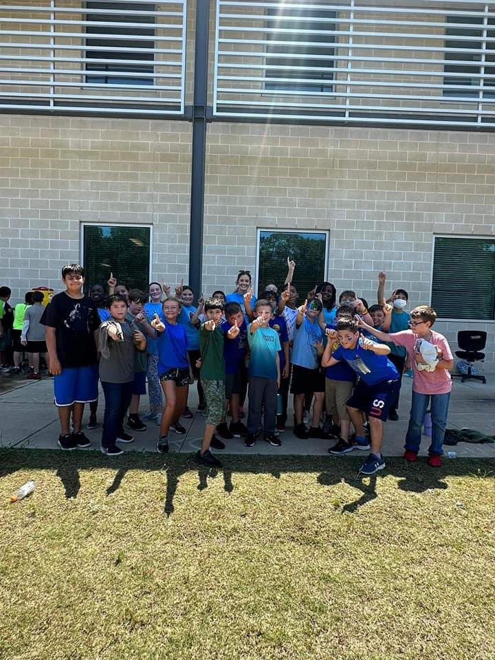 Timber Lakes Elementary tweet media