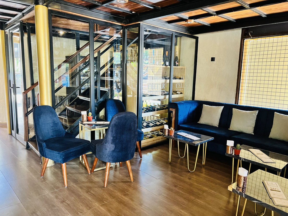VInteriorsLtd1's tweet photo. At V Interiors, we believe that every space has its own story. Let us help you tell yours! Our designs are inspired by your story and we create spaces that reflect your journey. #VInteriors #EverySpaceHasAStory #InspiredDesigns #ReflectYourJourney #DesignsWithMeaning https://t.co/aHmIwKG7Fe
