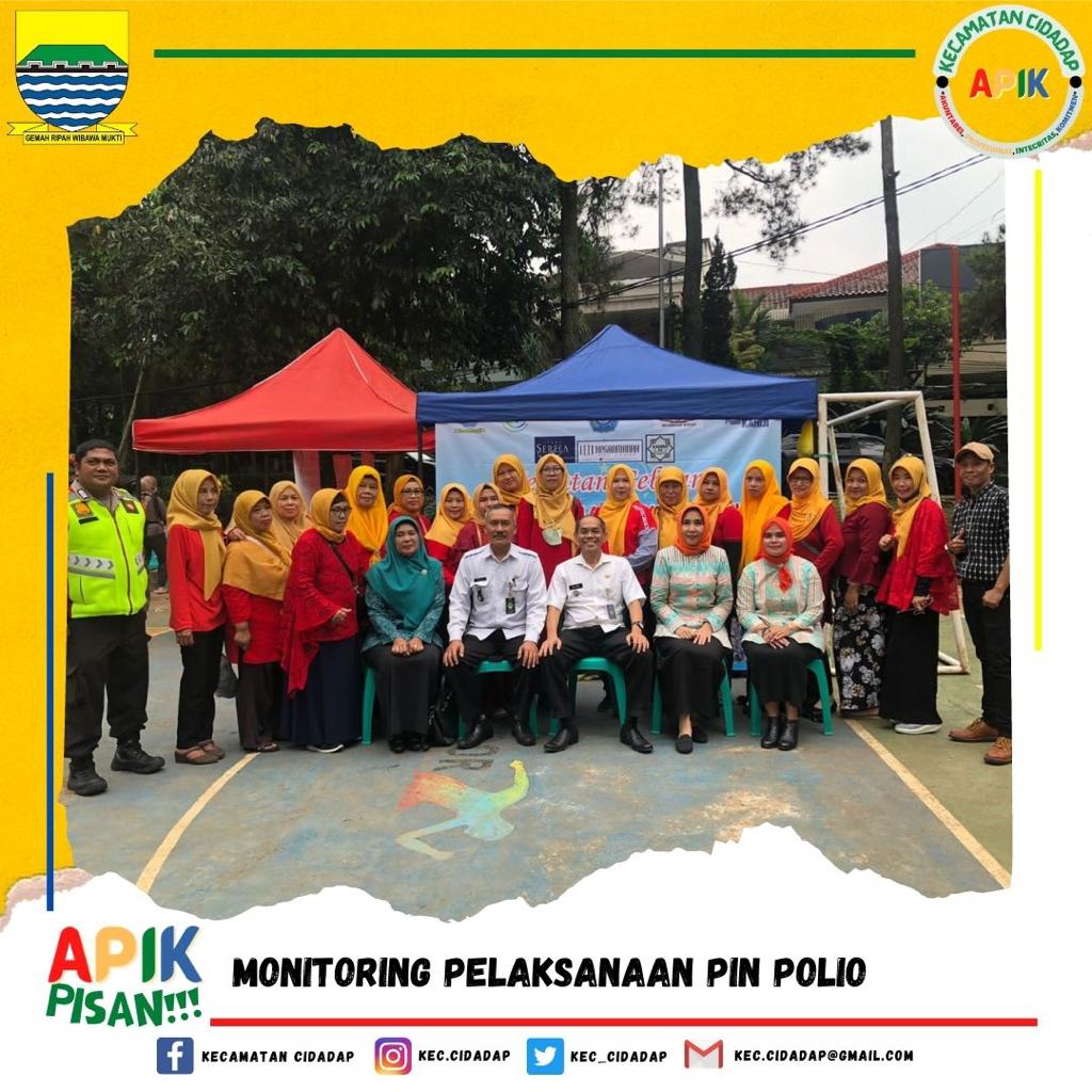 Sampurasun Wargi Cidadap !
Bapak Camat Cidadap didampingi Ketua TP PKK Kecamatan Cidadap, Lurah Hegarmanah, Ketua TP PKK Kelurahan Hegarmanah pelaksanaan PIN Polio tahap 2 di Posyandu Anggrek 1, 2 dan 3 RW. 03 Kelurahan Hegarmanah. Rabu, 24 Mei 2023 <a href="/halo_bandung/">Prokopim Kota Bandung</a> <a href="/HendrawanHilda/">Hilda Hendrawan</a>