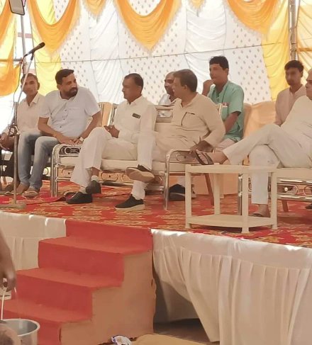 mahendralohbjp's tweet photo. નાગણેશ્વરી માતા નો આઠમો પાટોત્સવ નિમિત્તે  ગઢ મુકામે માન શ્રી હરીભાઈ ચૌધરી તેમજ પાલનપુર ધારાસભ્ય શ્રી Aniket Girishbhai Thaker ની ઉપસ્થિત માં  કાયૅકમ માં હાજરી આપી. https://t.co/aAuPS4iysy